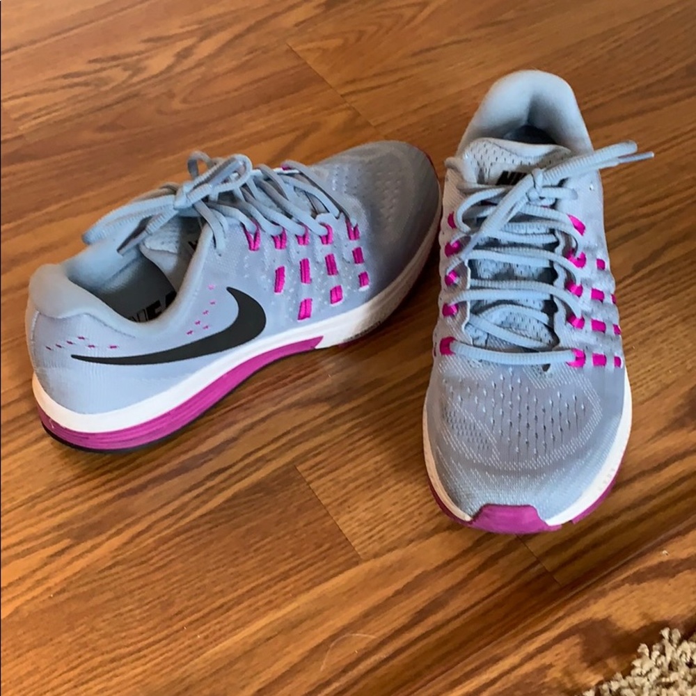 Nike Zoom Running Shoes Size 9.5 Women